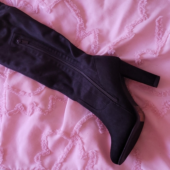 💥 New Black Knee boots 👢 - Picture 7 of 8